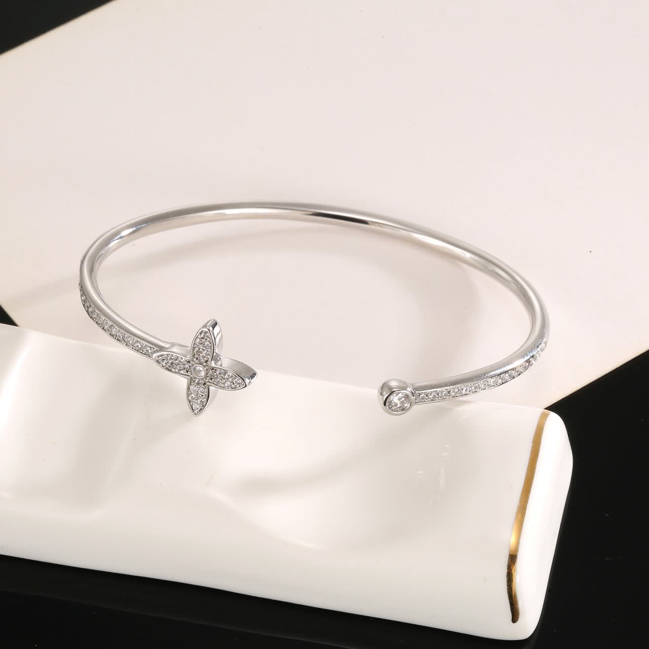 Louis Vuitton Silver Diamond Flower Cuff Bracelet